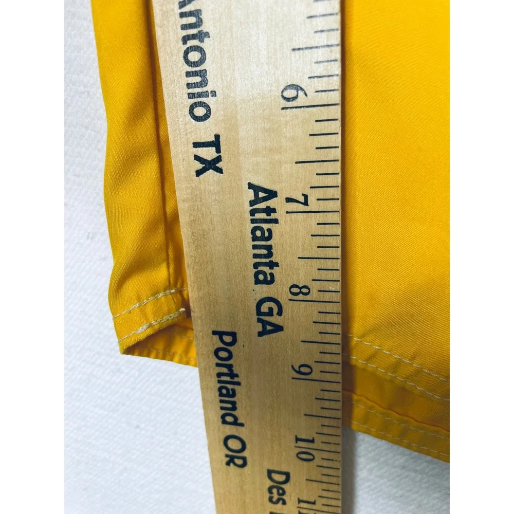 Old Navy Mens Yellow Cargo Board Shorts Swim Trunks Striped Size Large